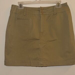 St. John's Bay Tan Stretch Skirt